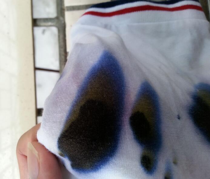 衣服上的墨汁怎么清洗干凈？