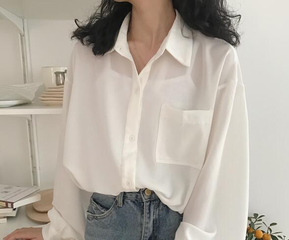 白色襯衫透明怎么內搭？